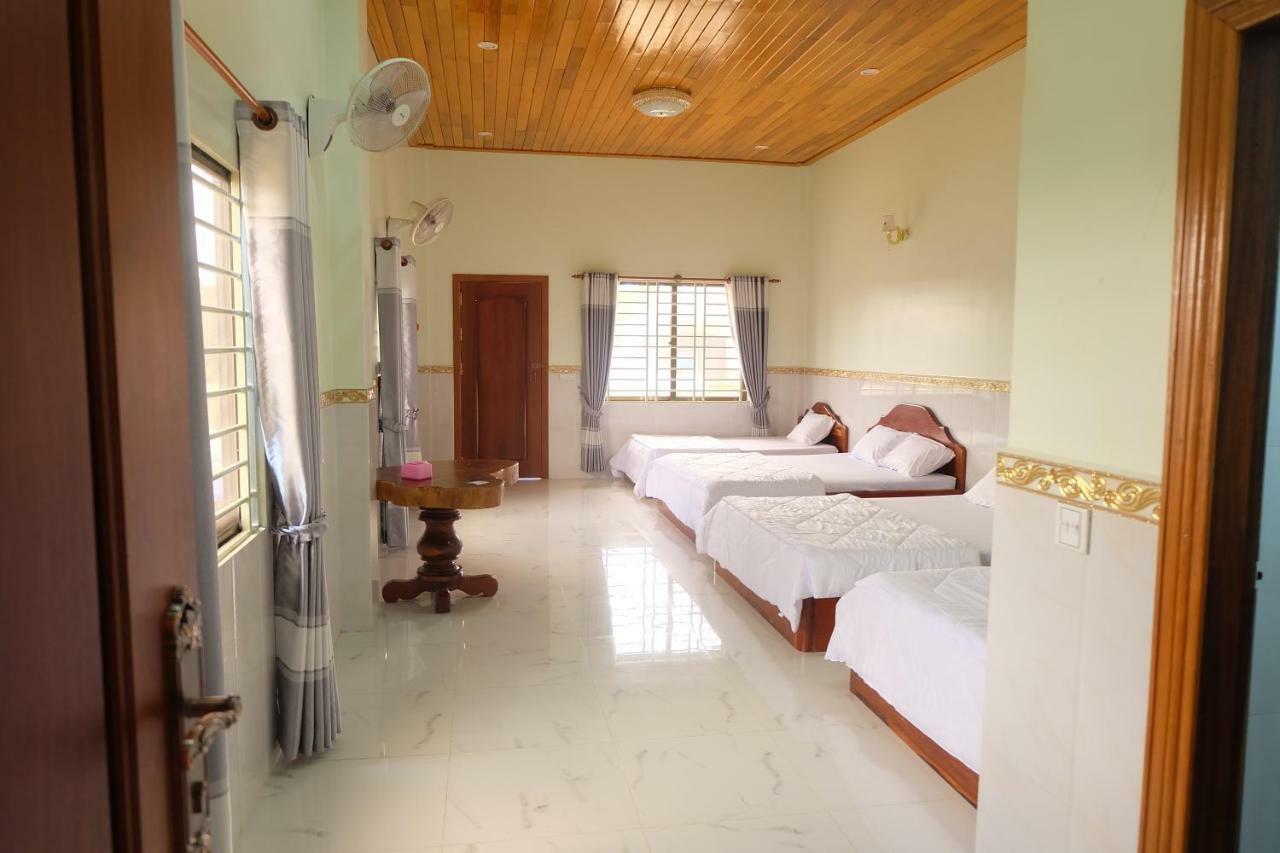 Mondulkiri Holiday Homestay ศรีมโนรม ภายนอก รูปภาพ