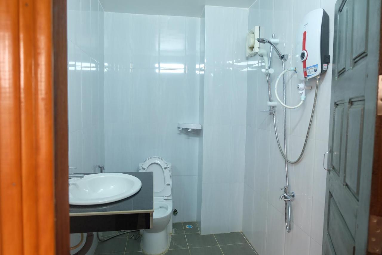 Mondulkiri Holiday Homestay ศรีมโนรม ภายนอก รูปภาพ