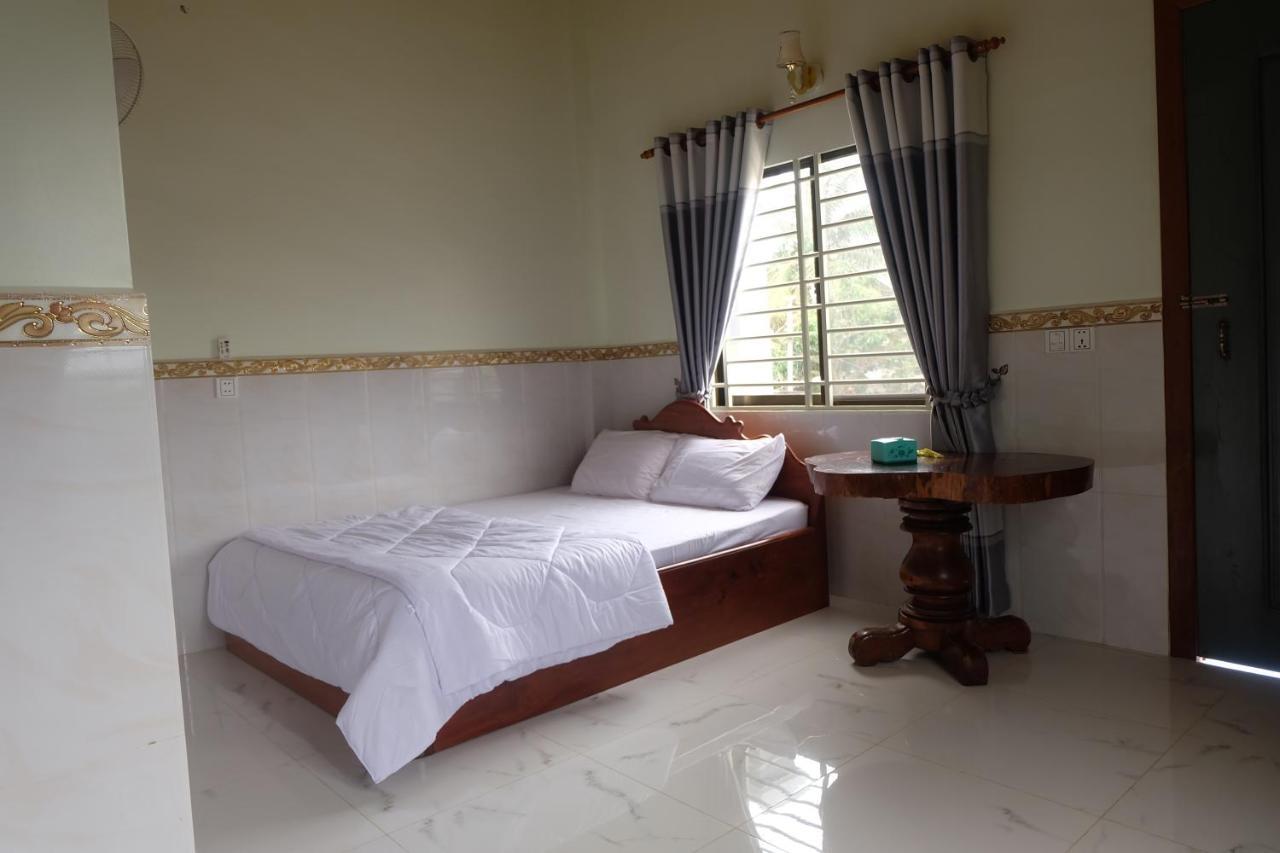 Mondulkiri Holiday Homestay ศรีมโนรม ภายนอก รูปภาพ